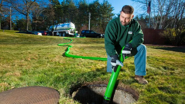 Septic tank emptying